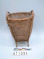 藏品(籐背籃)的圖片